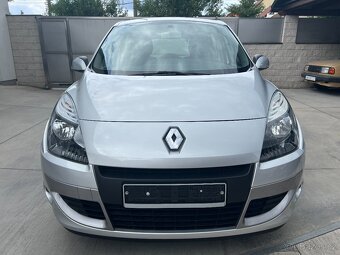 RENAULT SCENIC 1.6i 81KW 1.Maji Navi 81000km 2xkola TAŽNÉ - 7