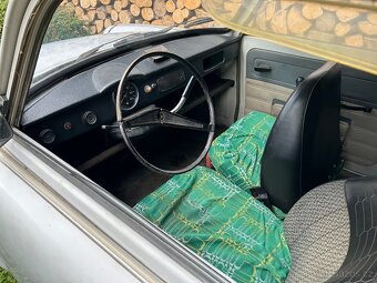 Trabant 601 combi - 7