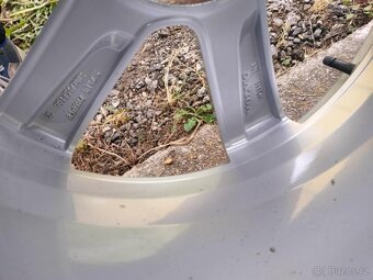 4ks alu disky orig. Volvo 5x108 R19 zanovne 8,5mm 235/55 r19 - 7