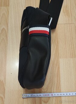 Stylová pánská crossbody taška Tommy Hilfiger - 7