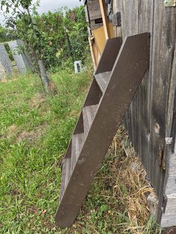 Prodam Dřevěné schody masiv - 7