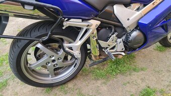 HONDA VFR 800 V-TEC - 7