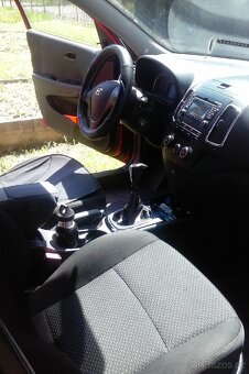 Prodam Hyundai i30 1,4 benzin za 59tis. STK DUBEN 2027 - 7