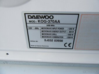 Nabízím digitální mikrovlnnou troubu Daewoo. Plně funkční. Z - 7