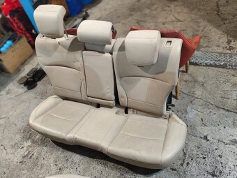 Kožený (krémová) interiér Subaru Outback BS 2018 - 7