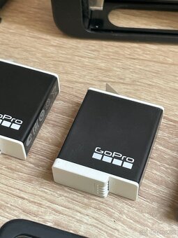 Gopro hero 9 + vybavení - 7