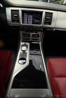 Jaguar XF 3.0 V6 S 275HP - 7