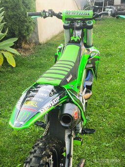 Kawasaki KXF 250 - 7