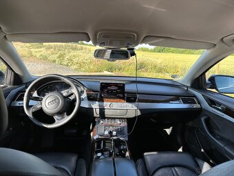 AUDI A8 4.2 TDI - 7
