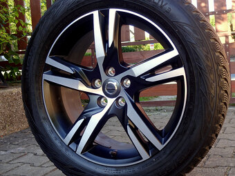 ZIMNÍ ORIGINÁL VOLVO 18" 5x108 pneu 235/55R18 Nokian - 7