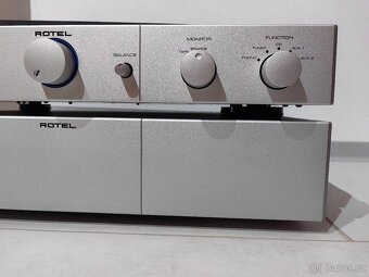 ROTEL RB03 + ROTEL RC03 pre amp + koncák - 7