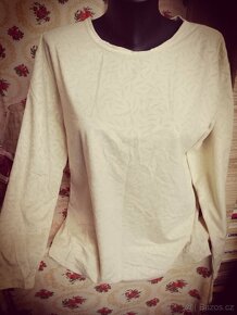 Halenky-mikiny-svetříky - 7