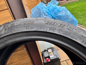Michelin Pilot Super Sport  265/35 ZR19 - 7