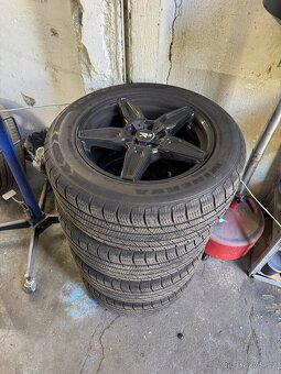 Alu r18 bmw x5 včetně zánovní pneu 255/55/18 - 7