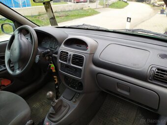 Renault Clio 1.2 - 7