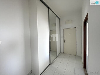 Prodej byt 2+1, OV, 55m2, sklep, Závodu míru, Karlovy Vary - 7
