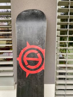 Snowboard “Stroyer” made by Mervin Mfg in the USA délka 155 - 7