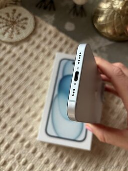 iPhone 15, 256GB, TOP stav - 7