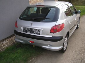 Peugeot 206 1.4i, 55 kW, klimatizace - 7