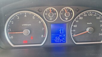 Hyundai i30 1,4 16v 80kw najeto 76000km - 7