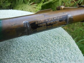 RUČNÍ  ZAHRADNÍ  POSTŘIKOVAČ - 7