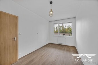 Pronájem bytu 2+kk 53 m², Praha - Prosek, ev.č. 711 - 7