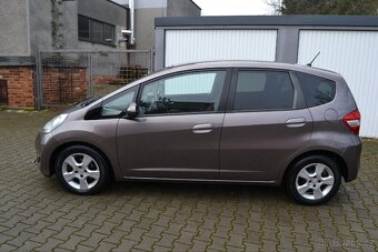 Honda Jazz 1.339 i-VTEC 73kw rok 2013 - 7