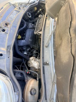 Na náhradní díly - 7