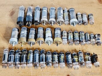 Staré elektronky, 39 ks, CENA ZA VŠE - 7