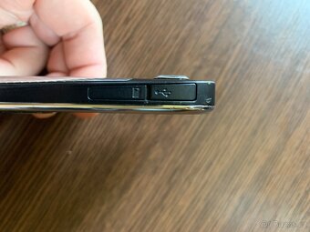 Nokia E72 - 7