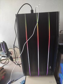 Herní počítač, monitor - 7