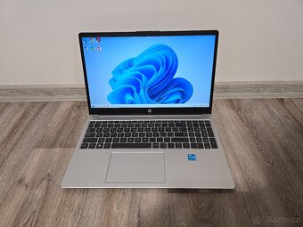 15,6" notebook HP 250 G10 Turbo Silver - 7