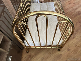 Zlatá postýlka pro miminko - TOP stav - 7