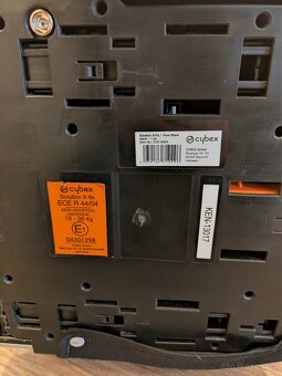 Autosedačka Cybex Solution X-fix 15-36kg černá - 7