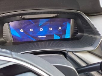 Škoda Octavia IV 2.0TDI 85kw Kombi Vitual Cockpit Model 2022 - 7