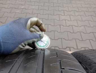 235/50/19 letní pneu continental - 7