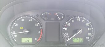 Škoda Fabia - 7
