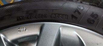 15" Toyota Yaris 175/65 R15 TPMS 4x100 - 7