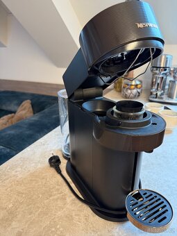 Nespresso Vertuo Next Brown Premium - v záruce - 7