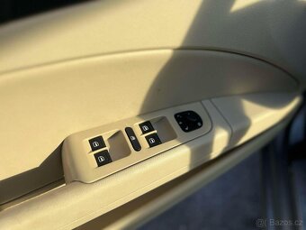 Škoda Superb 2 Combi 2.0TDI DSG 103kW PANORAMA - 7