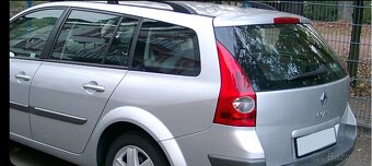 Prodám dělící přepážku do kufru RENAULT MEGANE II KOMBI - 7