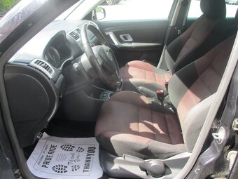 Škoda Fabia 1.6i Sportline - 7