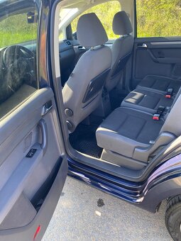 VW Touran 1.6 TDI DSG, 2011 - 7
