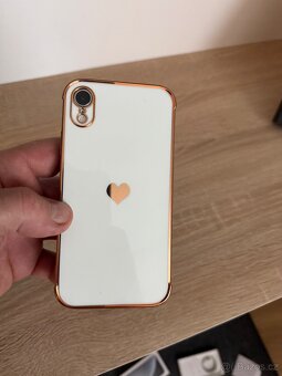 iPhone XR - 7