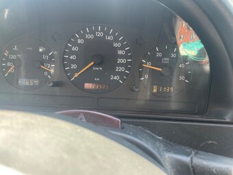 Mercedes ML270cdi AT - 7
