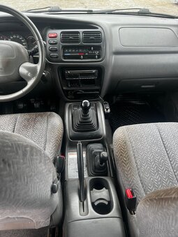 Suzuki grand Vitara 2.0td 4x4 - 7