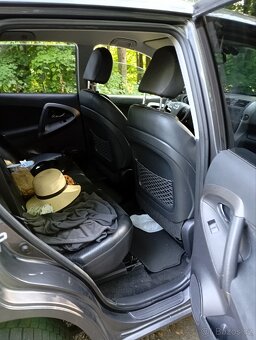 Prodam Toyota rav4 - 7