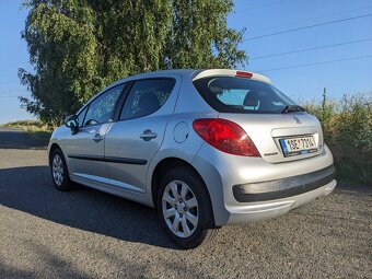 Peugeot 207 - 7