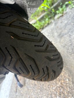 Skútr Honda SH300A - 7