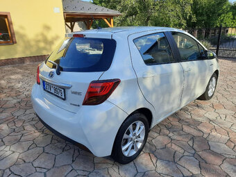 Toyota yaris 1,5 hybrid 9/2014 lift naj 127 tis km - 7